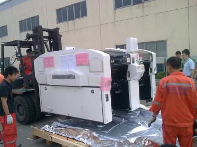 浩鑫信息科技（苏州）有限公司--松下高速贴片机--卸柜-拆箱-定位 